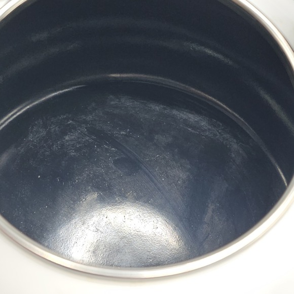 Kitchenaid White Whistling Tea Kettle 1.5 Quart - Picture 10 of 14